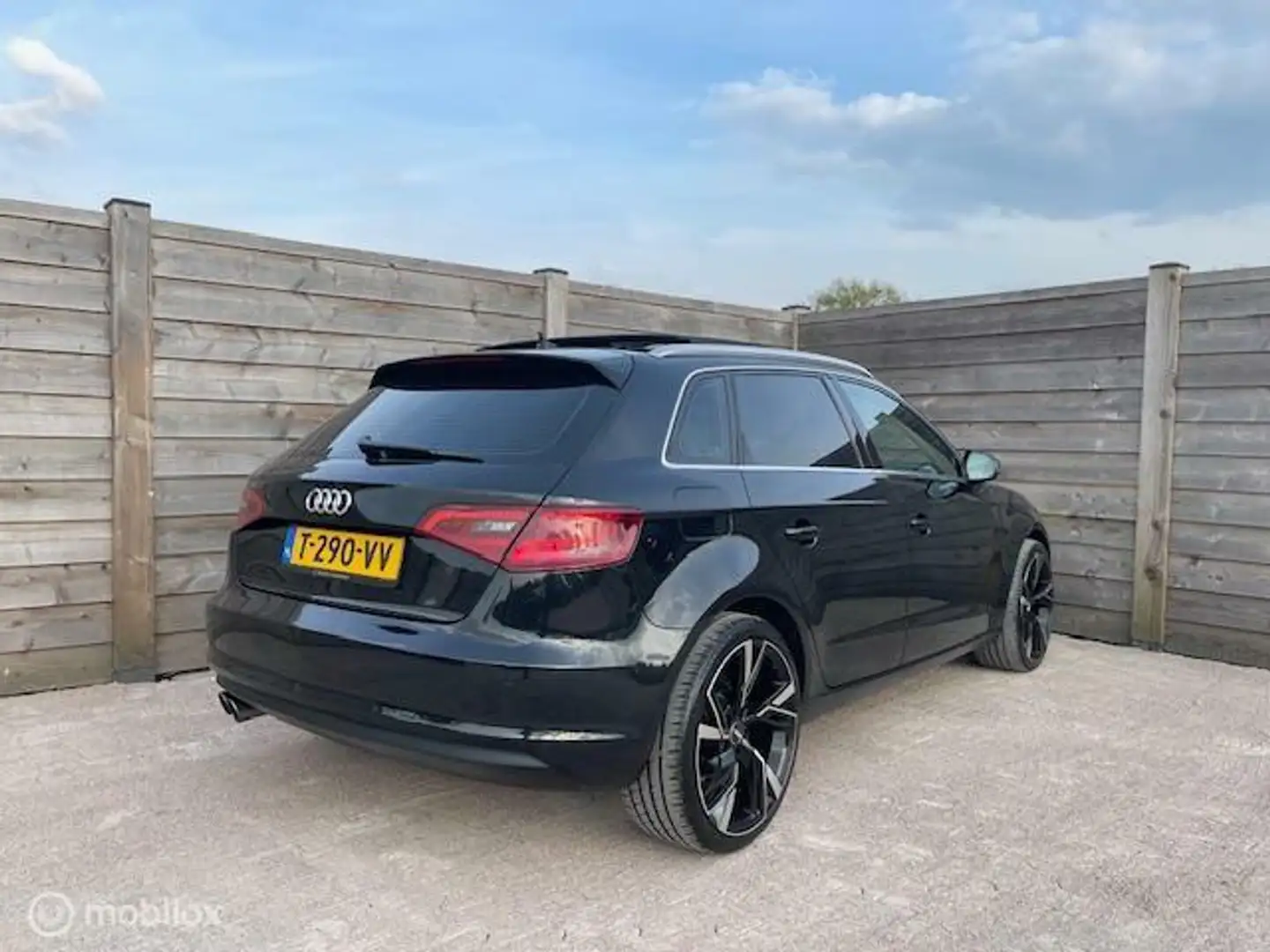 Audi A3 Sportback 1.4 TFSI Ambition Pro Line LM'19Inch Schwarz - 2