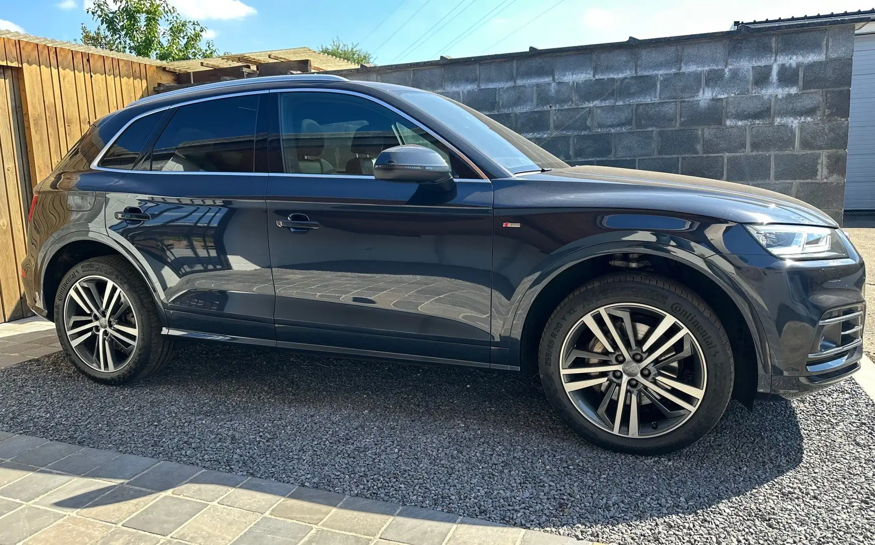 Audi Q5 55 TFSIe Quattro S Line Pano Keyless Full Option Bleu - 1