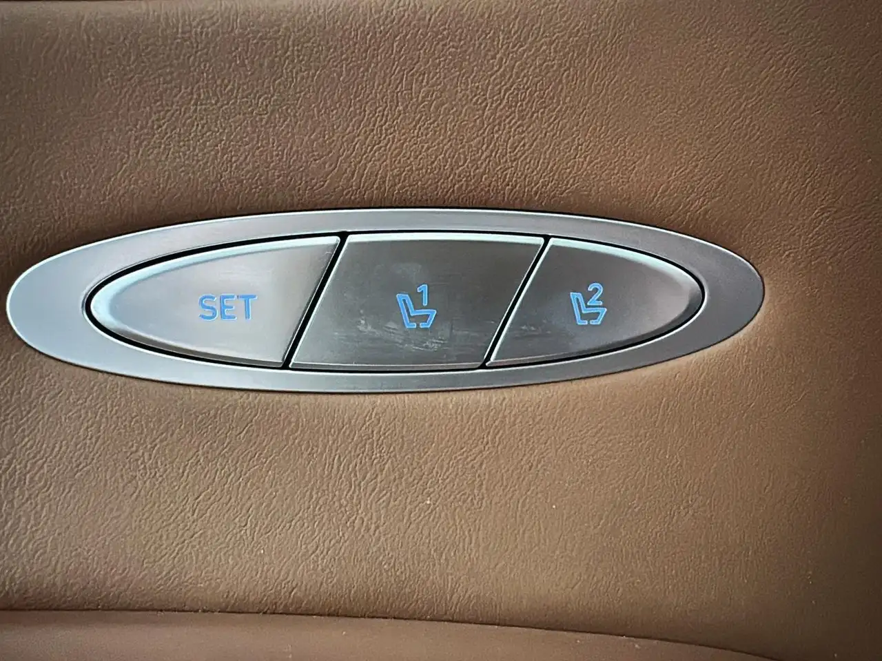 Genesis GV70 снимка Genesis GV70
