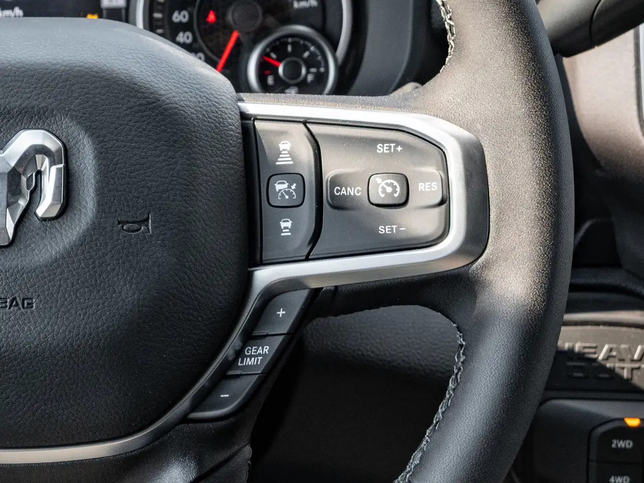 RAM 2500 снимка RAM 2500