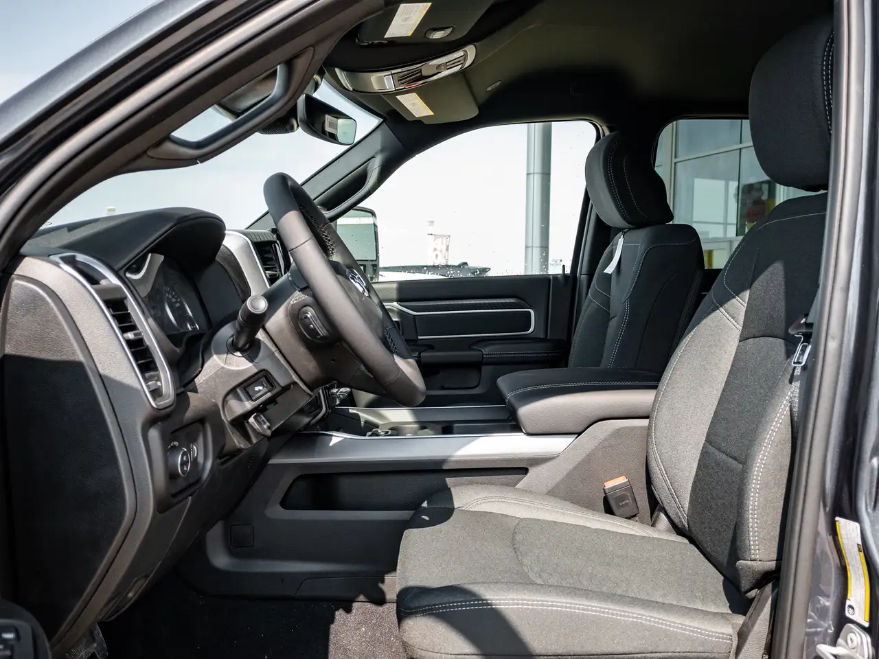 RAM 2500 снимка RAM 2500