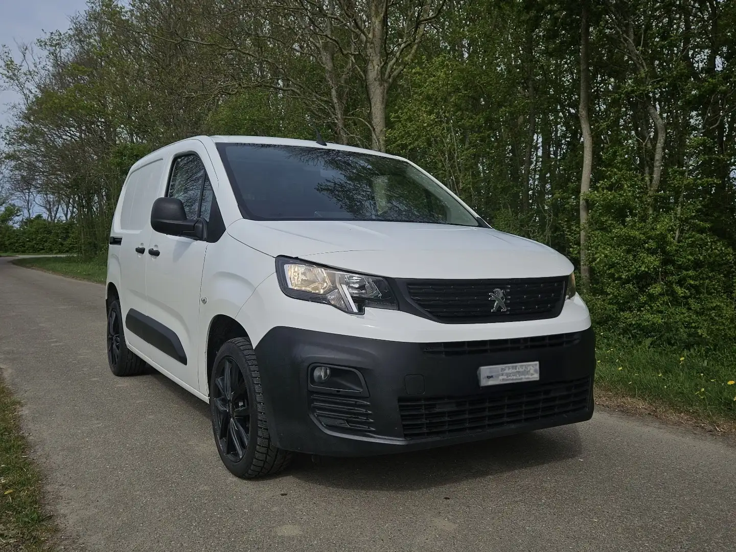 Peugeot Partner 1.5 BlueHDI Premium Wit - 1