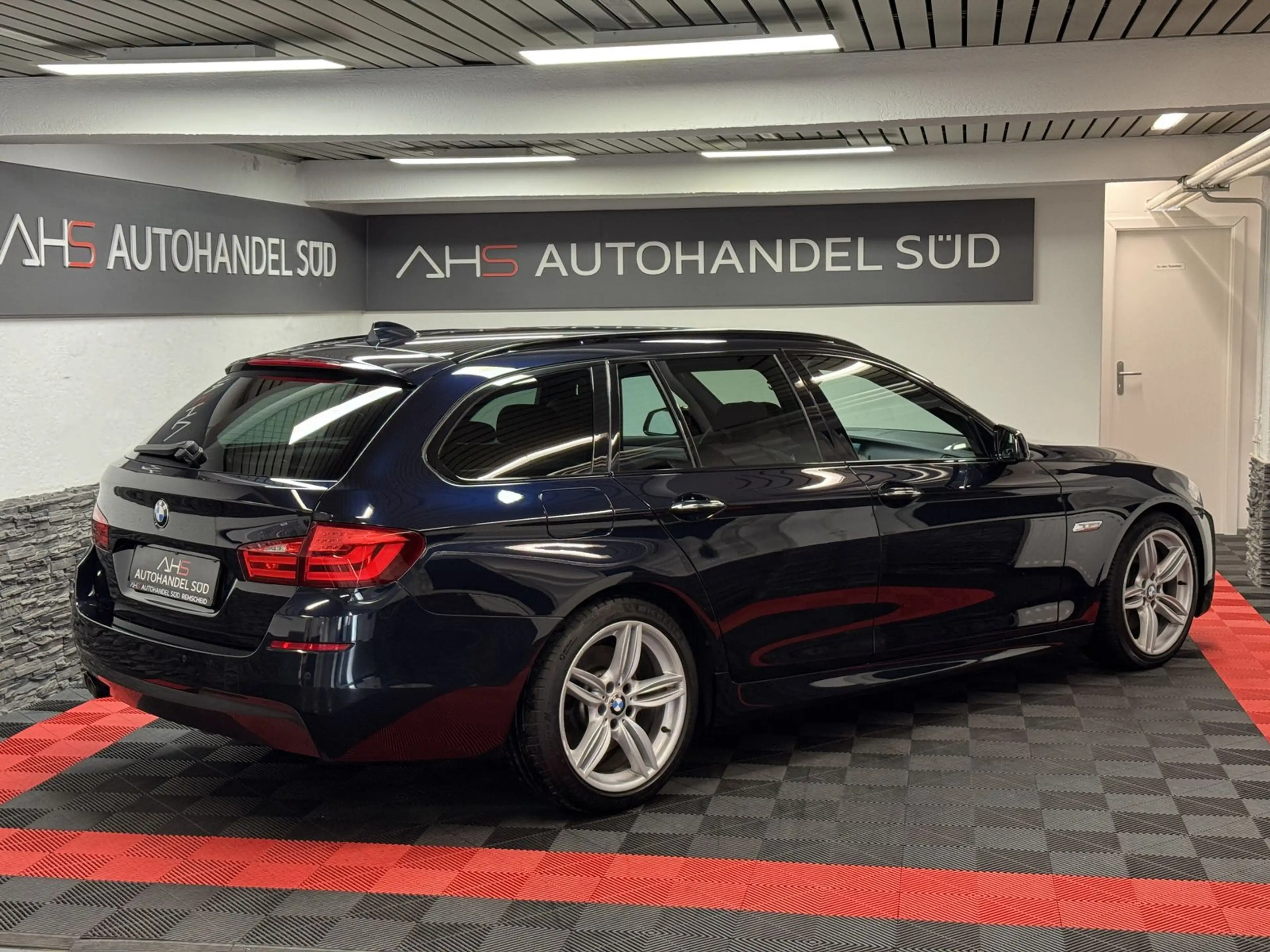 BMW 530 d*M-PAKET*HUD*AHK*STHZG* — photo 4