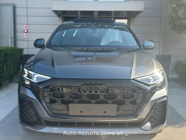 Audi Q8 view 2