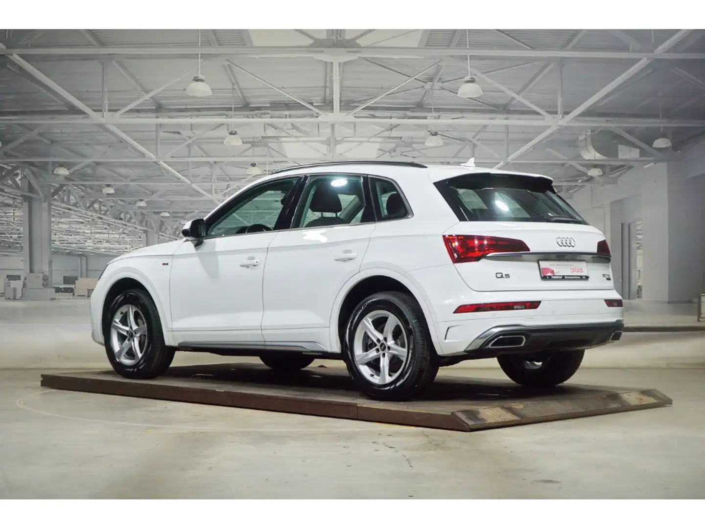 Audi Q5 S line 50 TDI quattro Panorama AHK 18-Zoll NAVI Weiß - 2