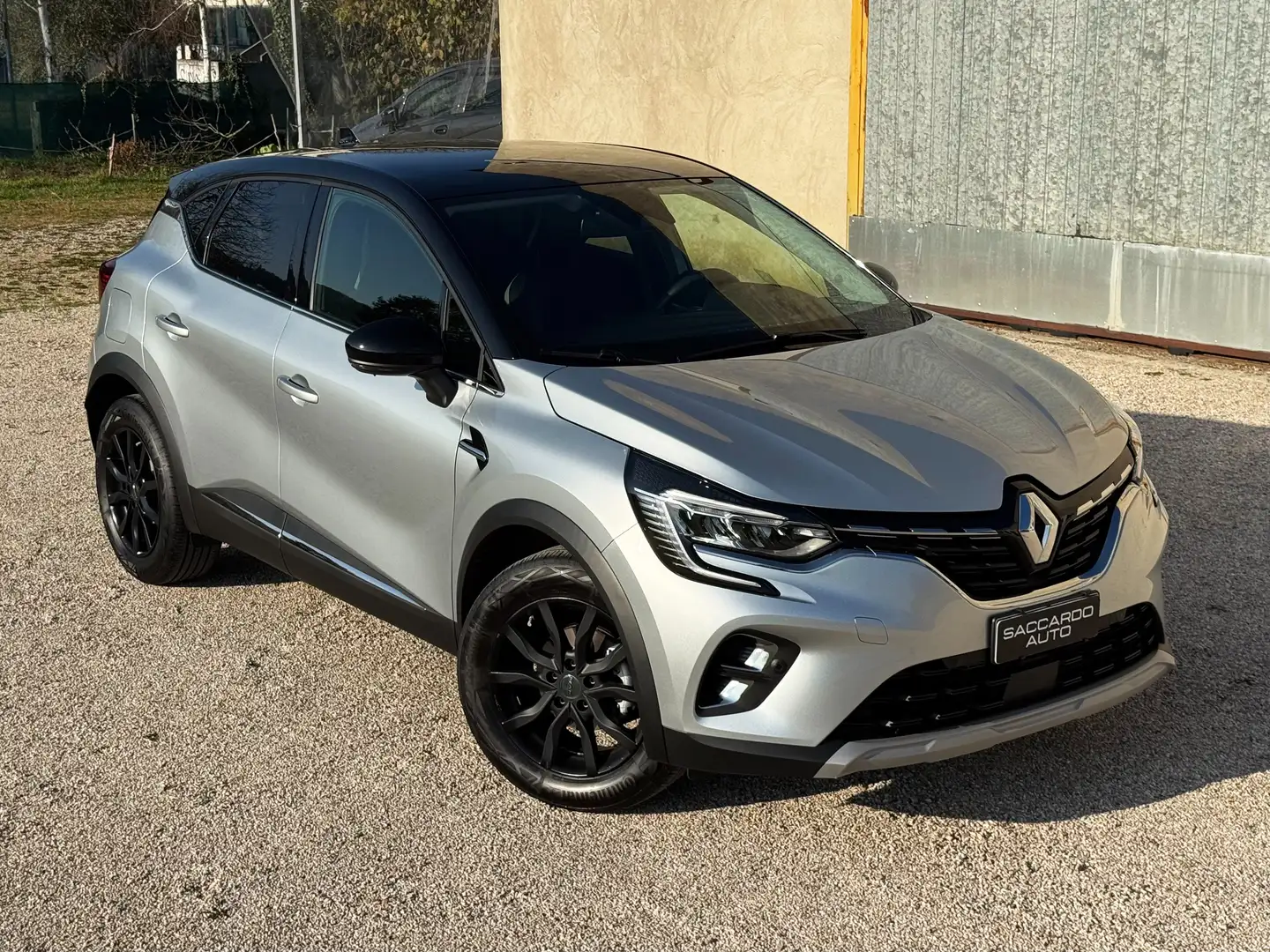Renault Captur 1.0 TCe Techno 100cv GPL | PREZZO PROMO Grigio - 1