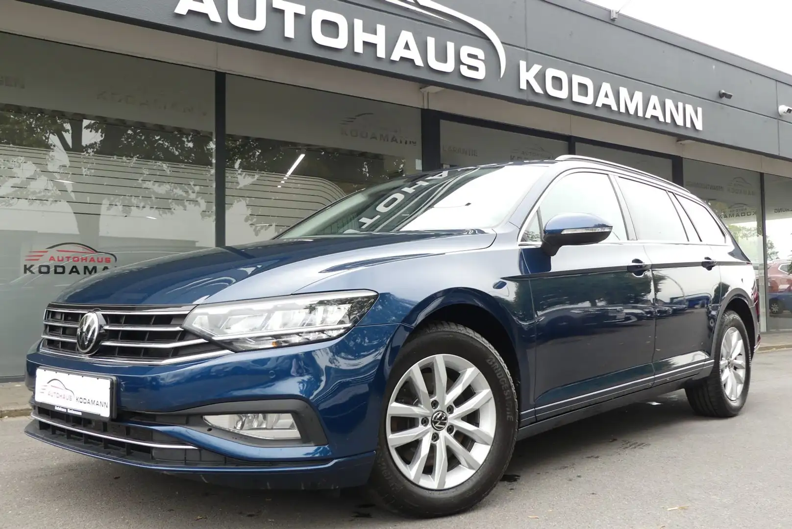 Volkswagen Passat Variant Business*ACC*LED*CarPlay*Cam*AHK* Blau - 1
