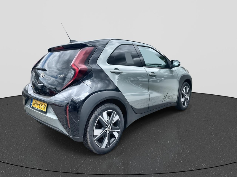 Toyota Aygo X Hybrid 115 pulse — photo 7
