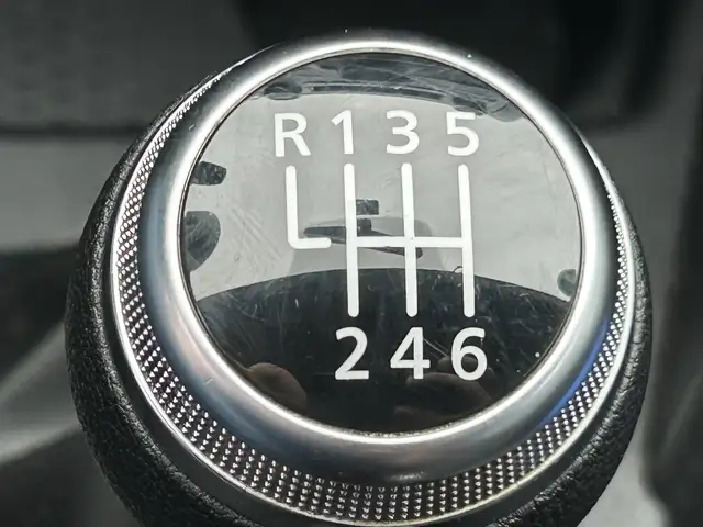 Dacia Duster view 9