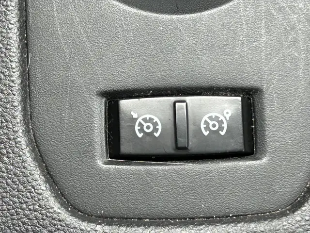 Dacia Duster view 10