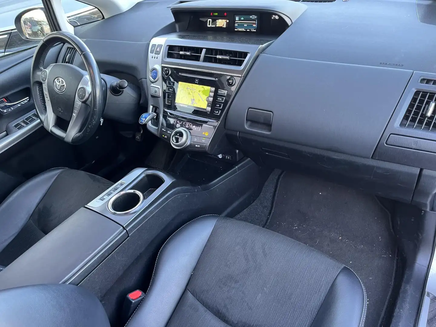 Toyota Prius+ 136PK Dynamic TREKH+PANO+LED+JBL+WINTERSET Сірий - 2