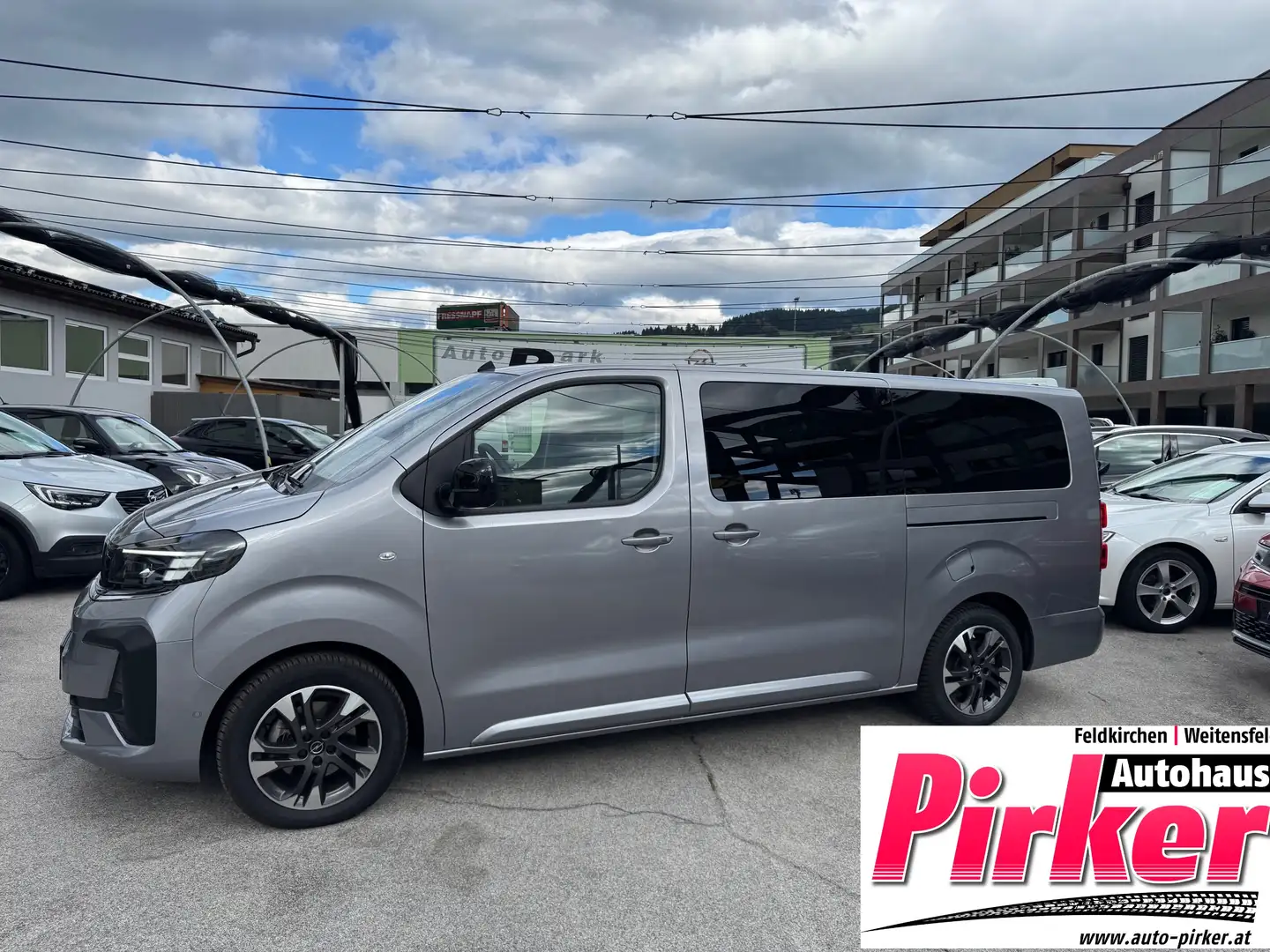 Opel Zafira Life Zafira 2,0 Diesel S Grau - 1