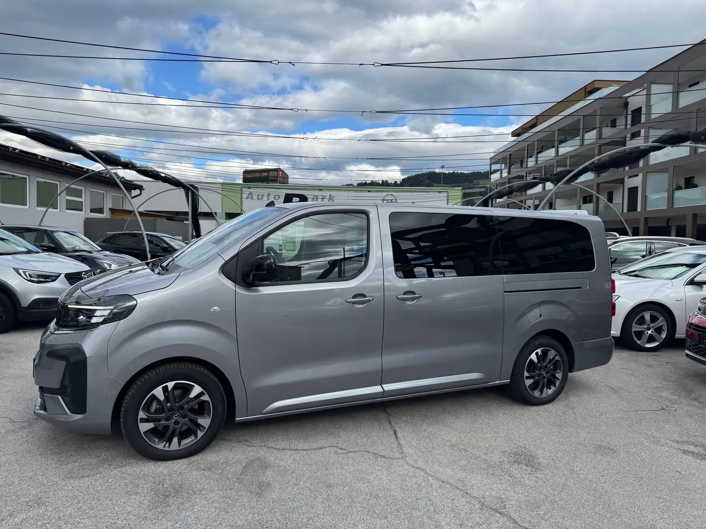 Opel Zafira Life Zafira 2,0 Diesel S Grau - 2