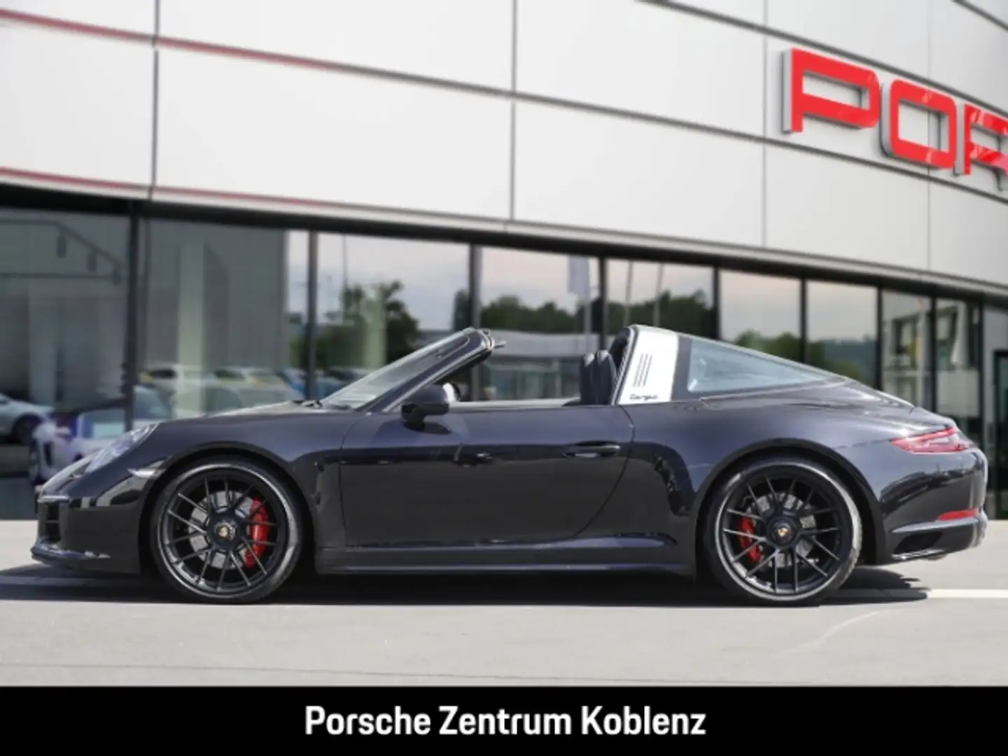 Porsche 991 -2 (911) Targa 4 GTS Negro - 2