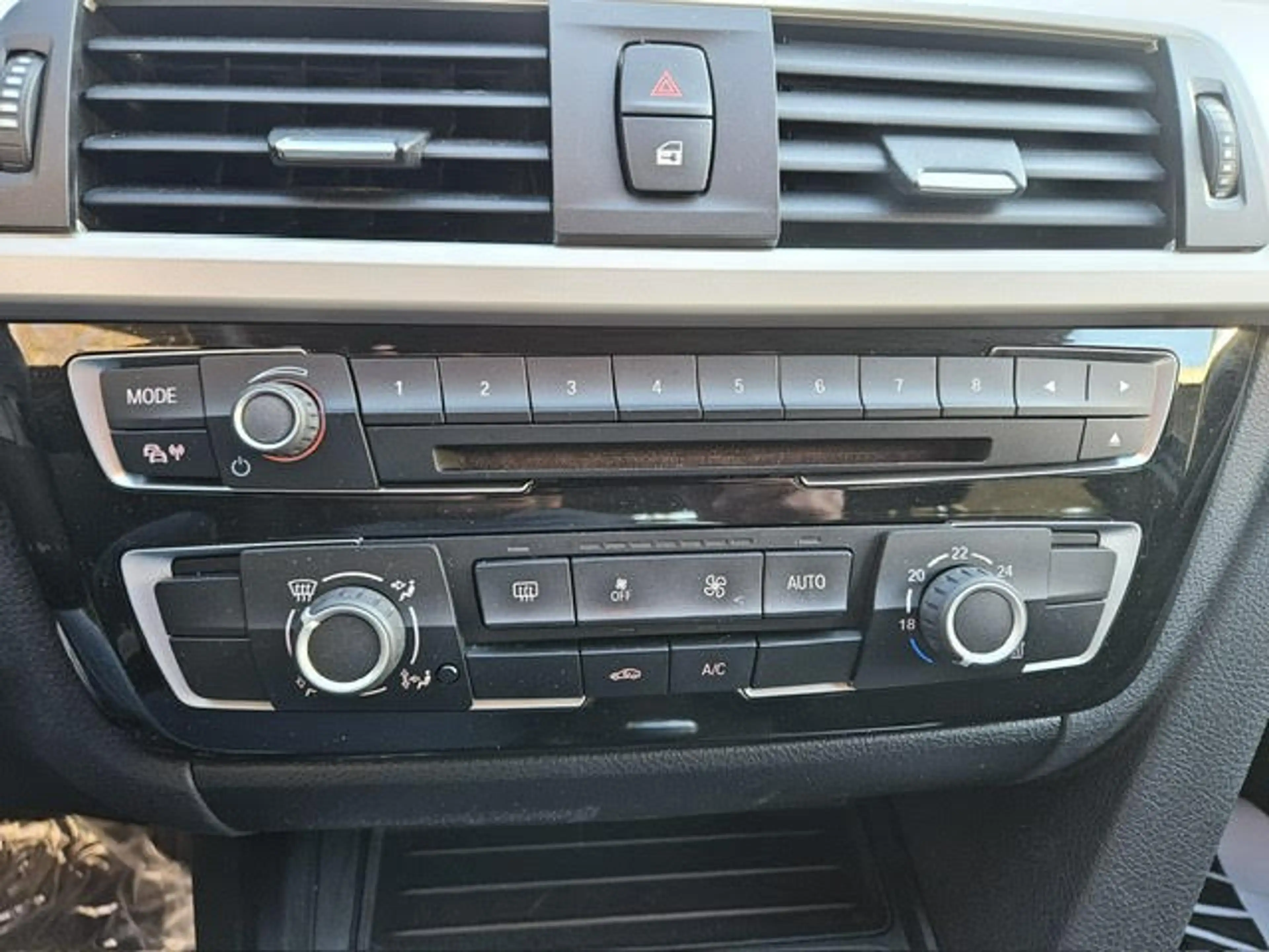 BMW 318 318i — photo 10