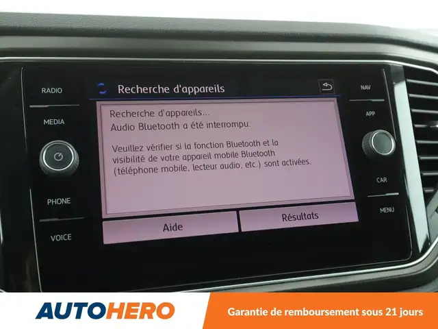 Volkswagen T-Roc view 23