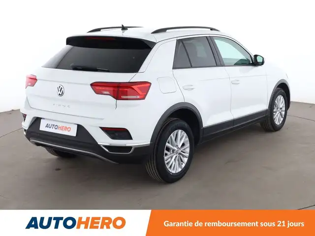 Volkswagen T-Roc view 6