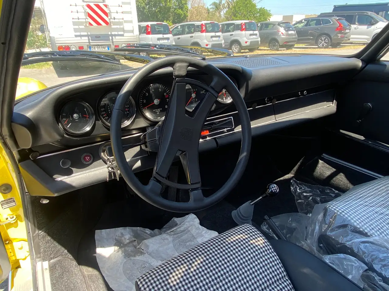Porsche 911 T 2.4, foto 9