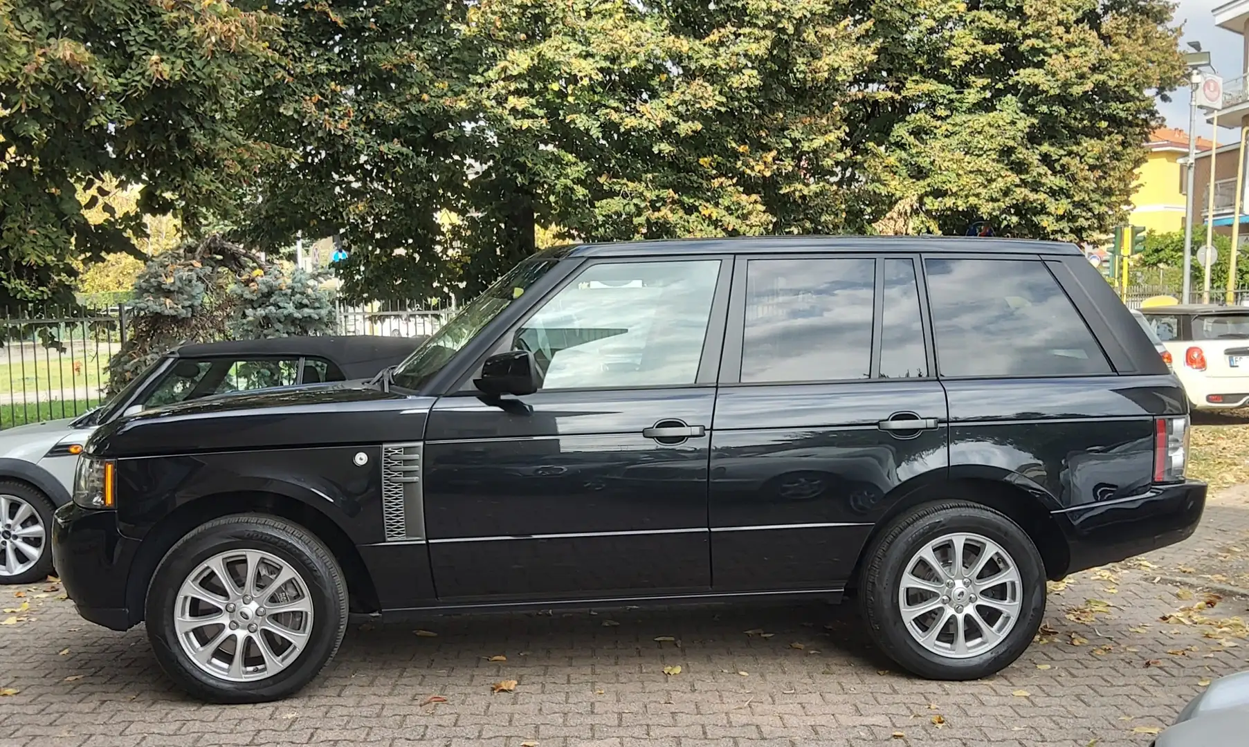 Land Rover Range Rover 4.4 TDV8 TAGLIANDI UFFICIALI Nero - 1