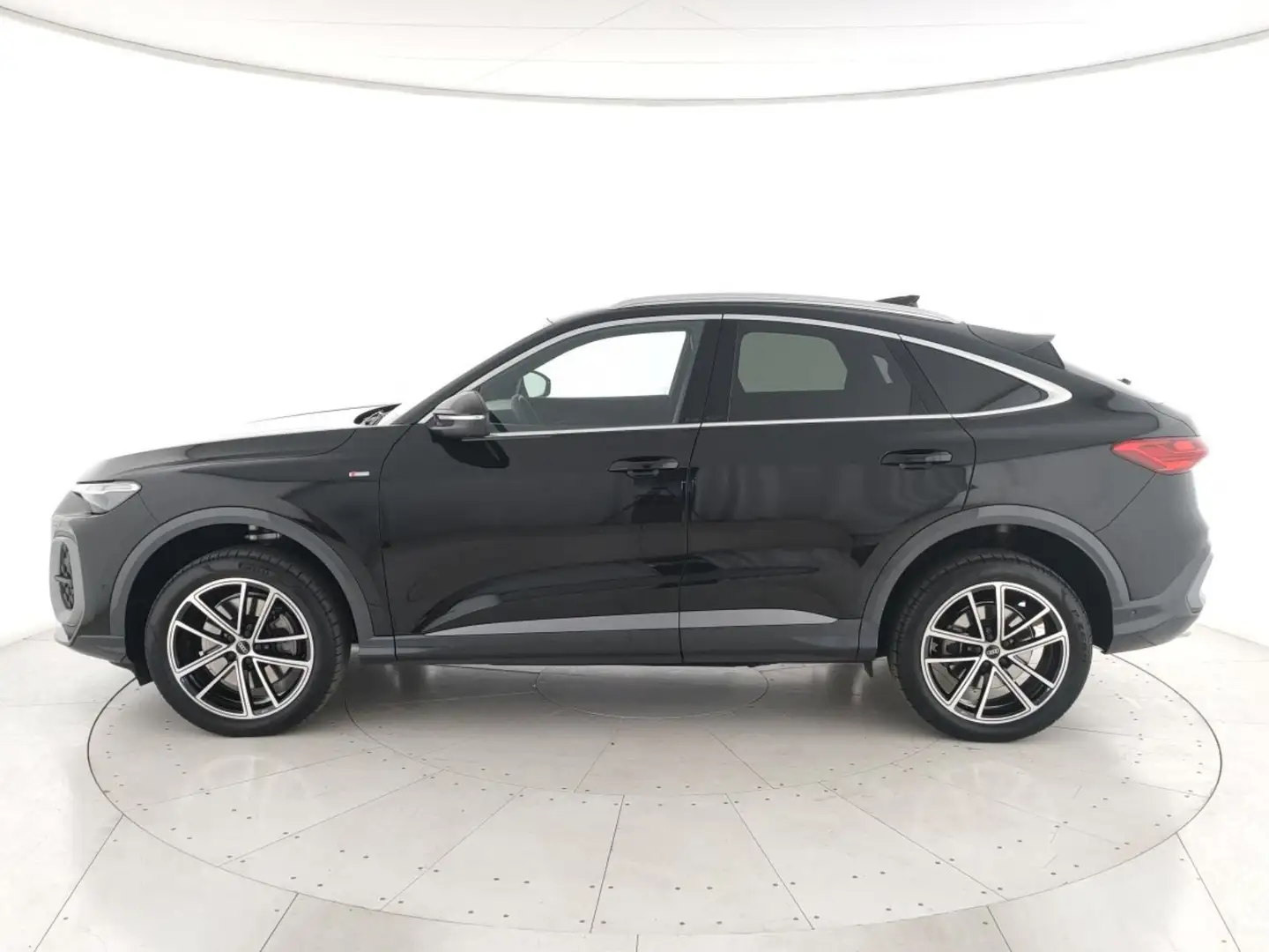 Audi Q5 Sportback 2.0 tdi mhev+ S-LINE quattro 204cv s-tro Schwarz - 2