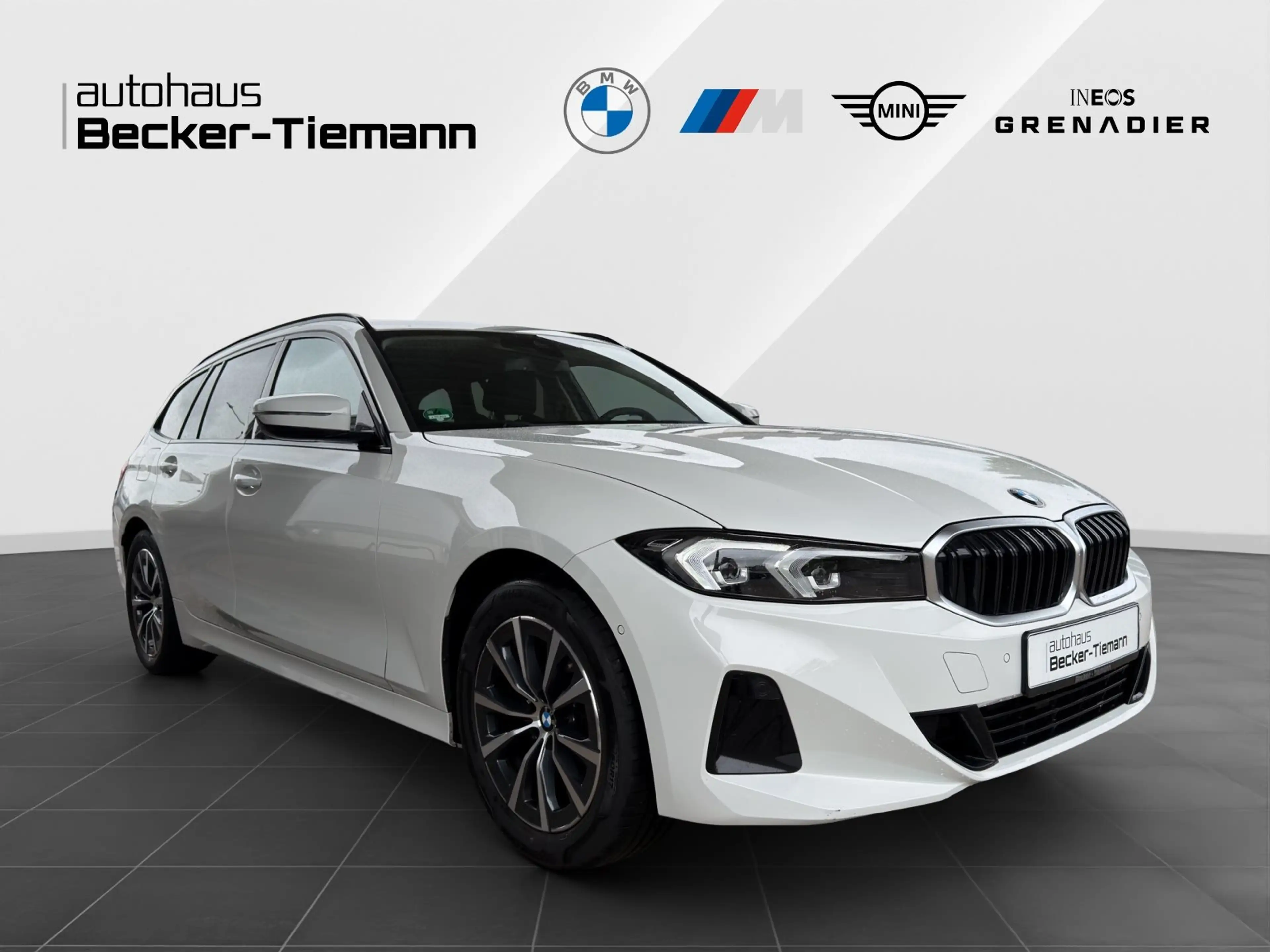 BMW 318 i Tour| AppleCarPlay| HiFi| AHK| Sportsitze| Kamer — photo 7