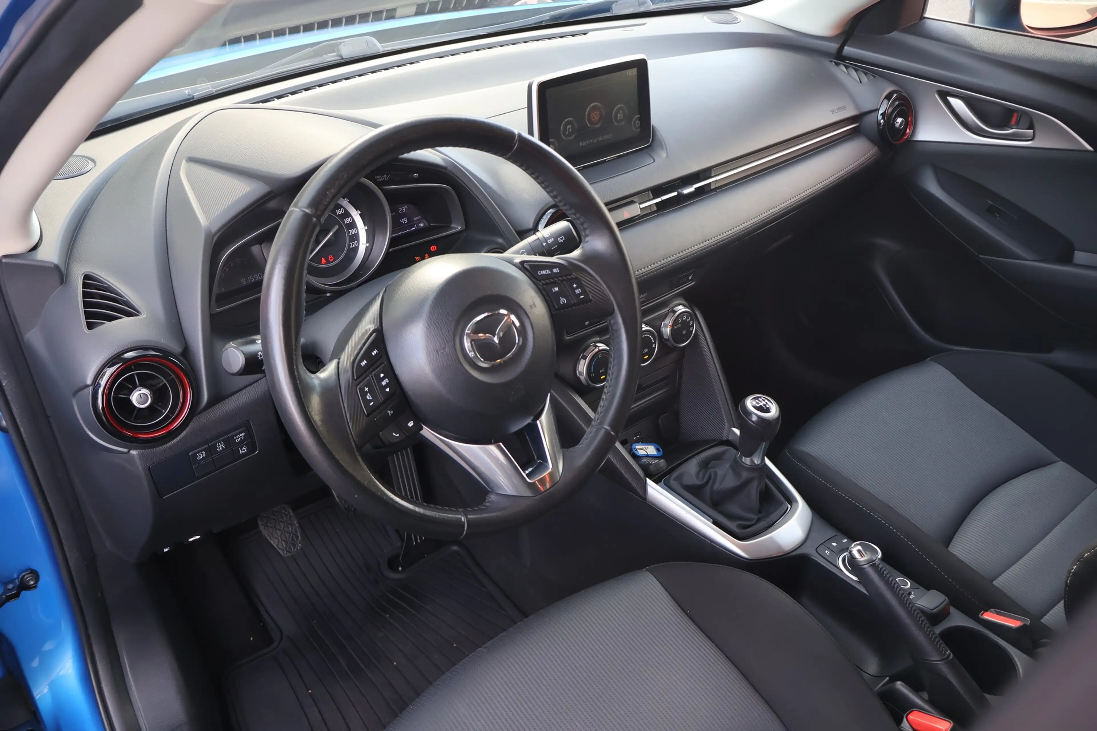 Mazda CX-3 2.0 Center-Line LED SHZ Tempomat AHK — photo 8