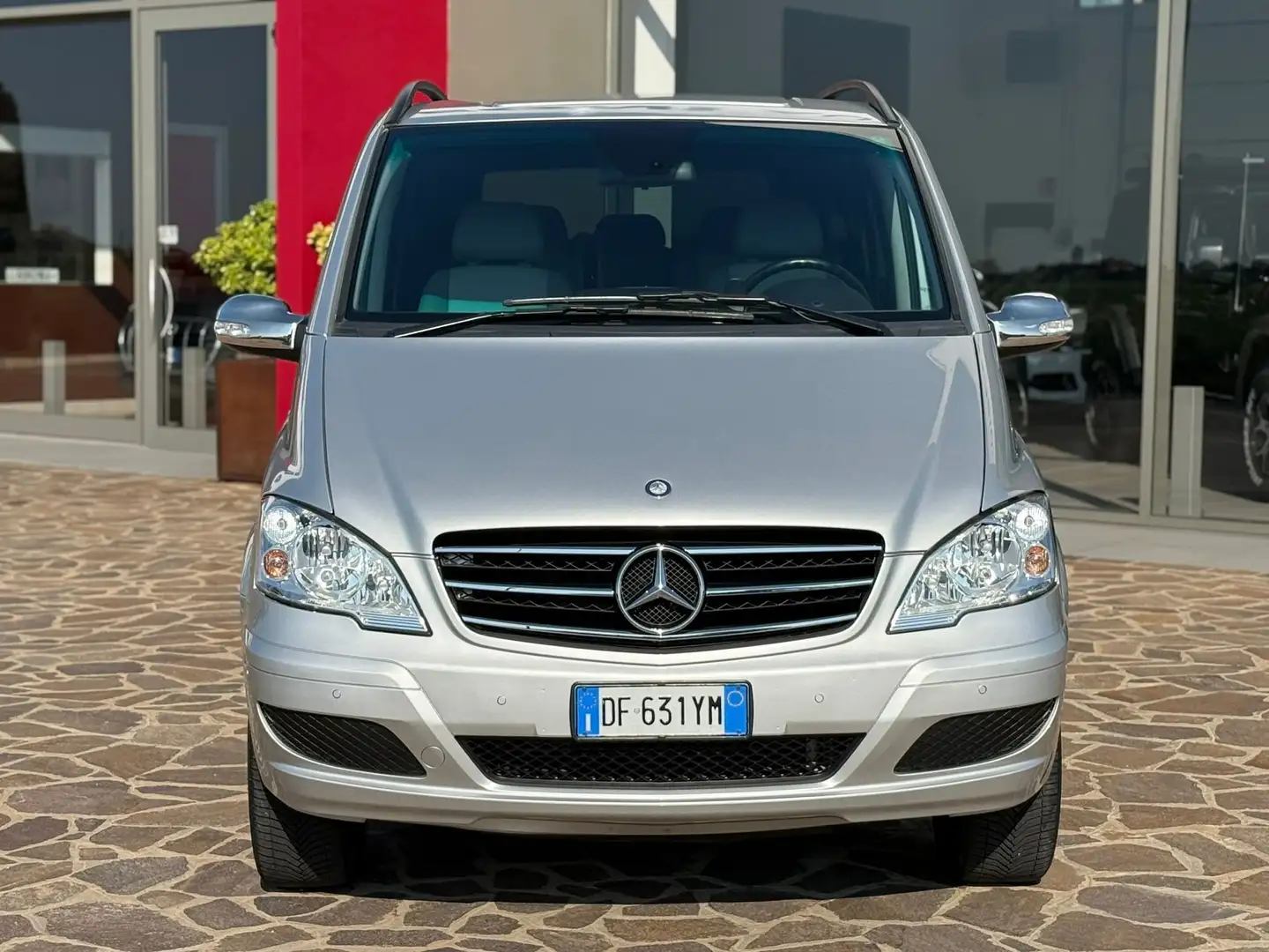 Mercedes-Benz Viano 2.2 CDI 4MATIC 7 POSTI Argento - 2