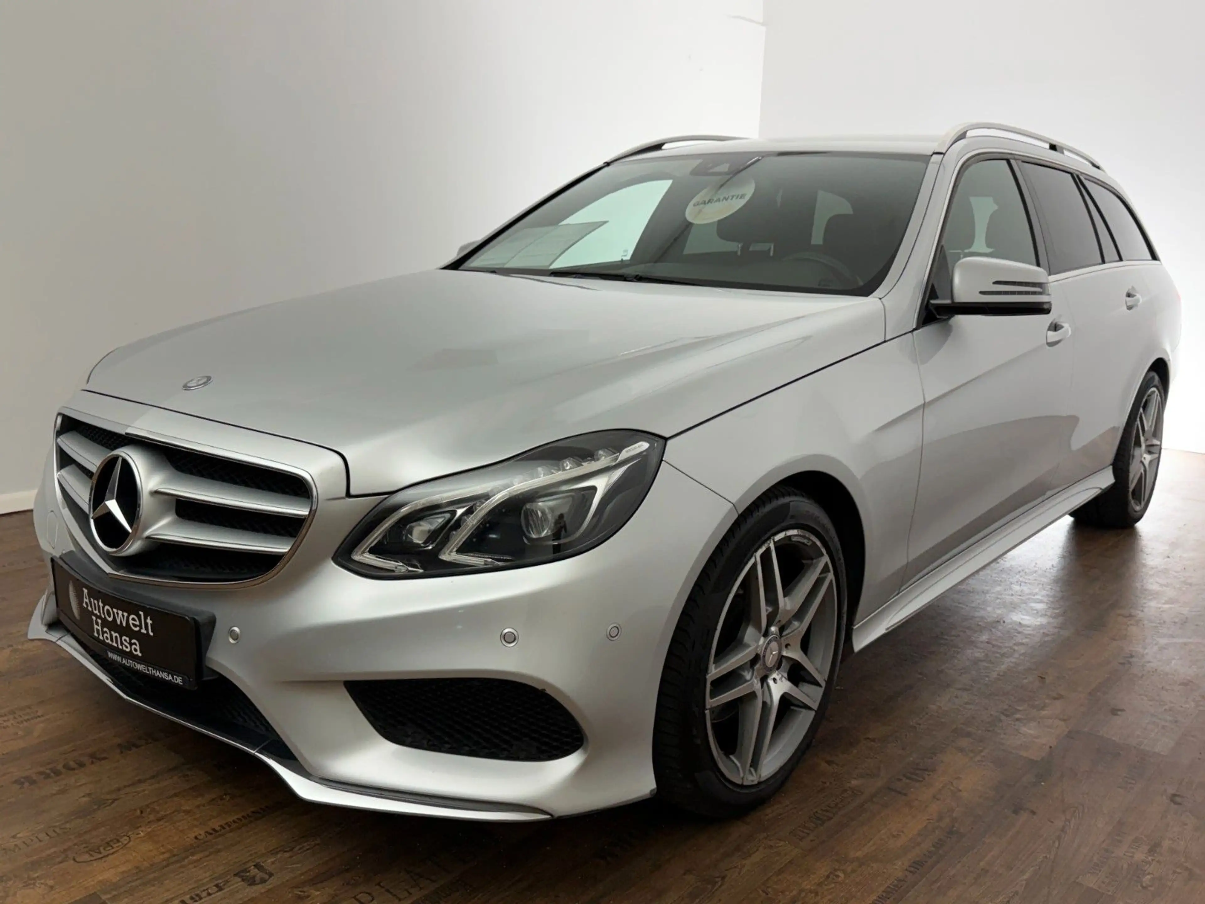 Mercedes-Benz E 200 T AMG/LED/LEDER/2.HD/SPORTSITZE/NAVI