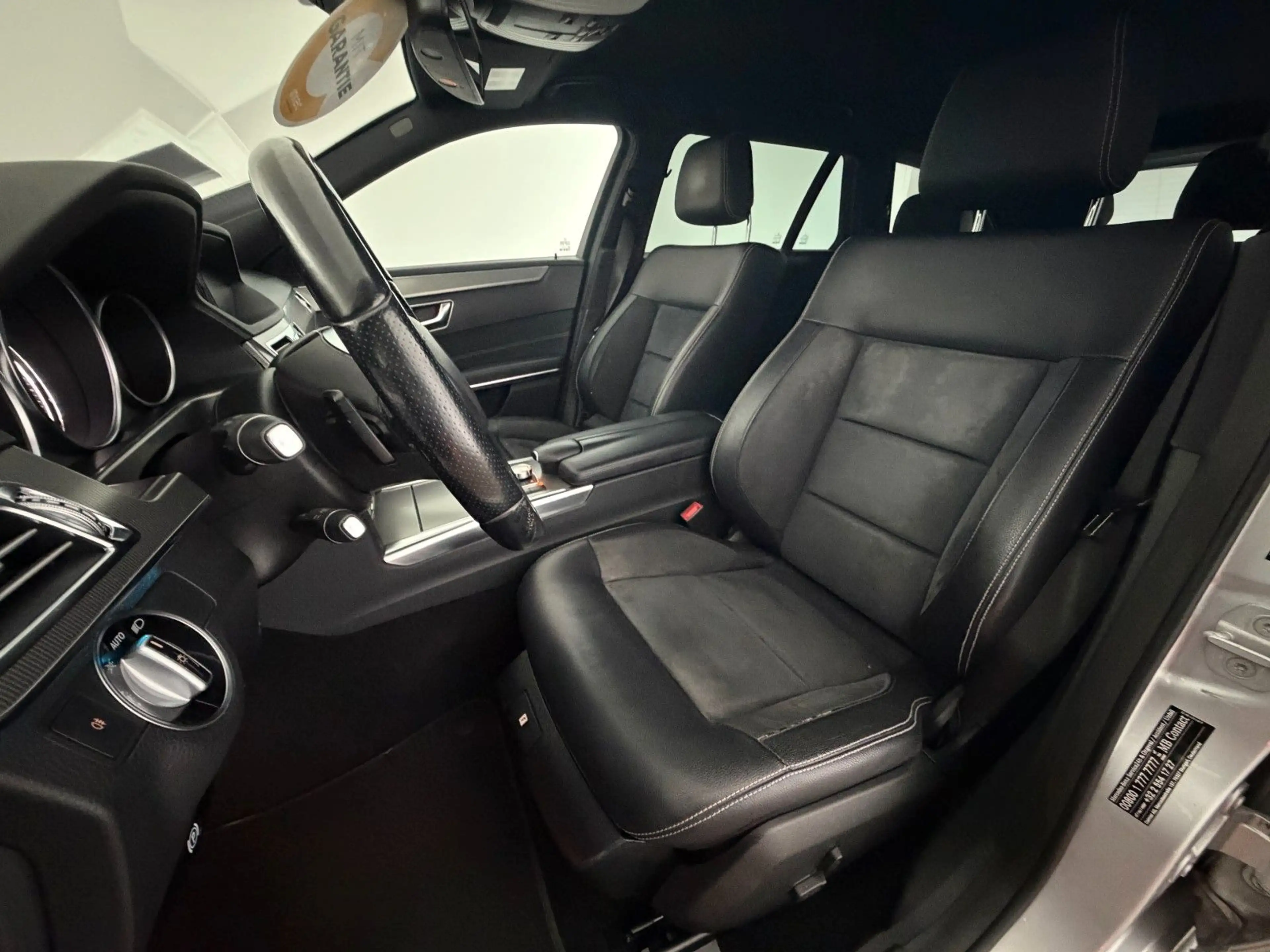 Mercedes-Benz E 200 T AMG/LED/LEDER/2.HD/SPORTSITZE/NAVI — photo 8