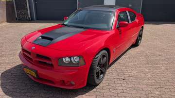 SRT8