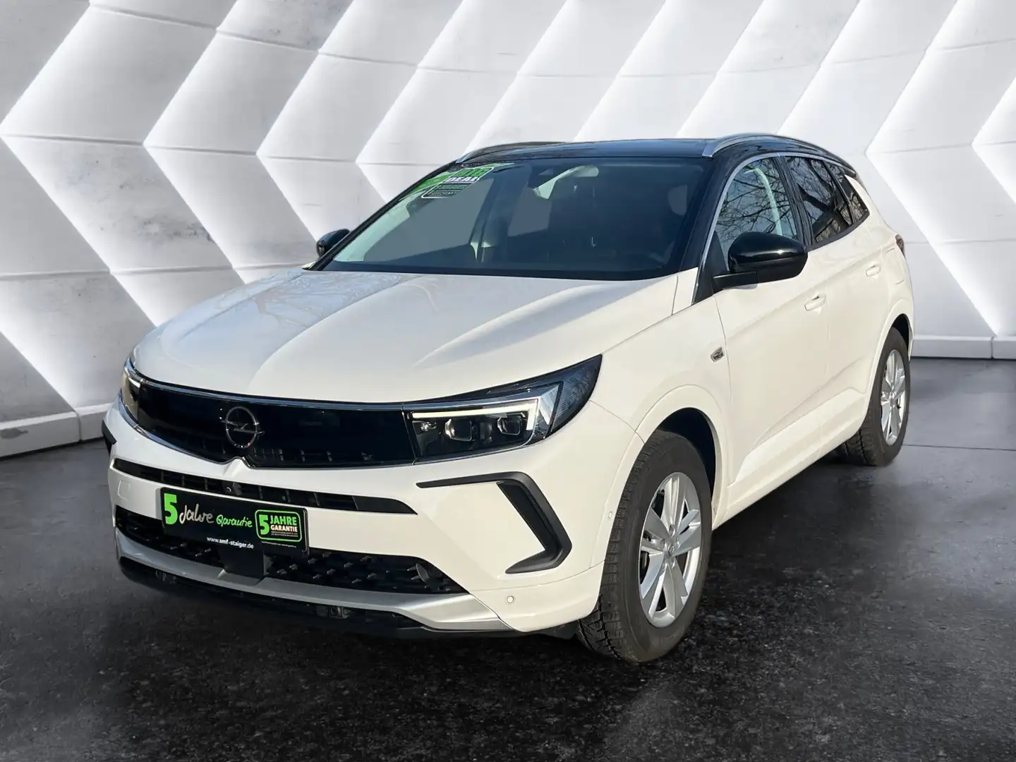 Opel Grandland 1.6 Turbo Ultimate 2xKlima 360 ACC AHK Weiß - 2