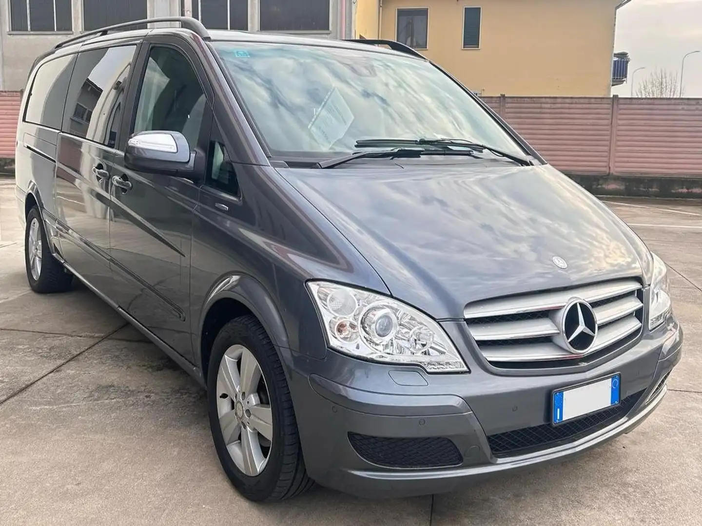 Mercedes-Benz Viano Viano 2.2 cdi Ambiente 4matic auto Szürke - 1