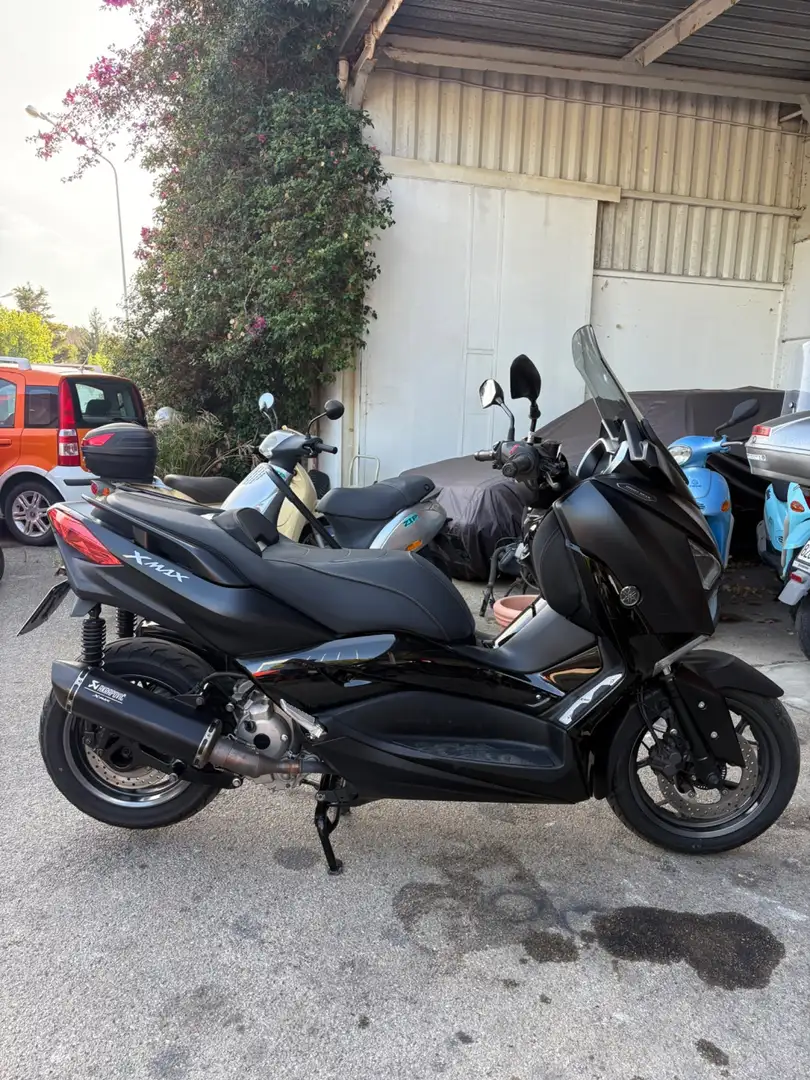 Yamaha X-Max 300 Nero - 2