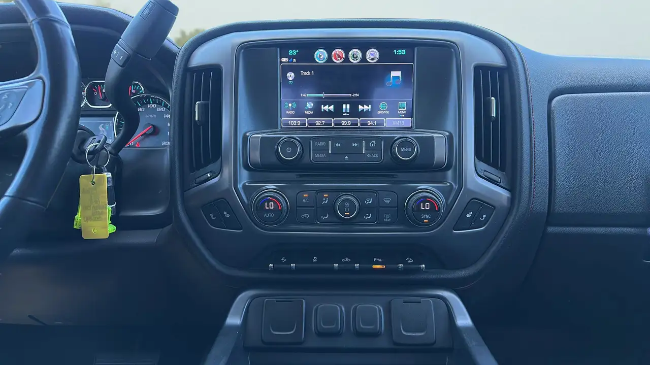GMC Sierra 1500 снимка GMC Sierra 1500