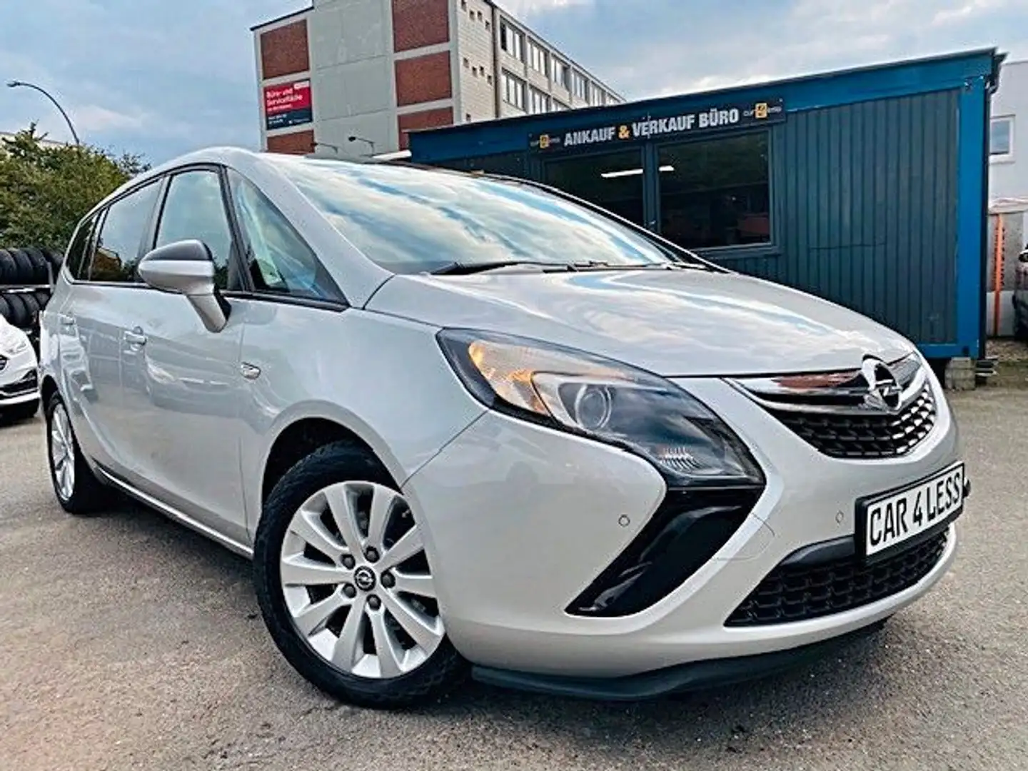 Opel Zafira Tourer 1.4 Turbo ecoFLEX Edition 103kW Silber - 1