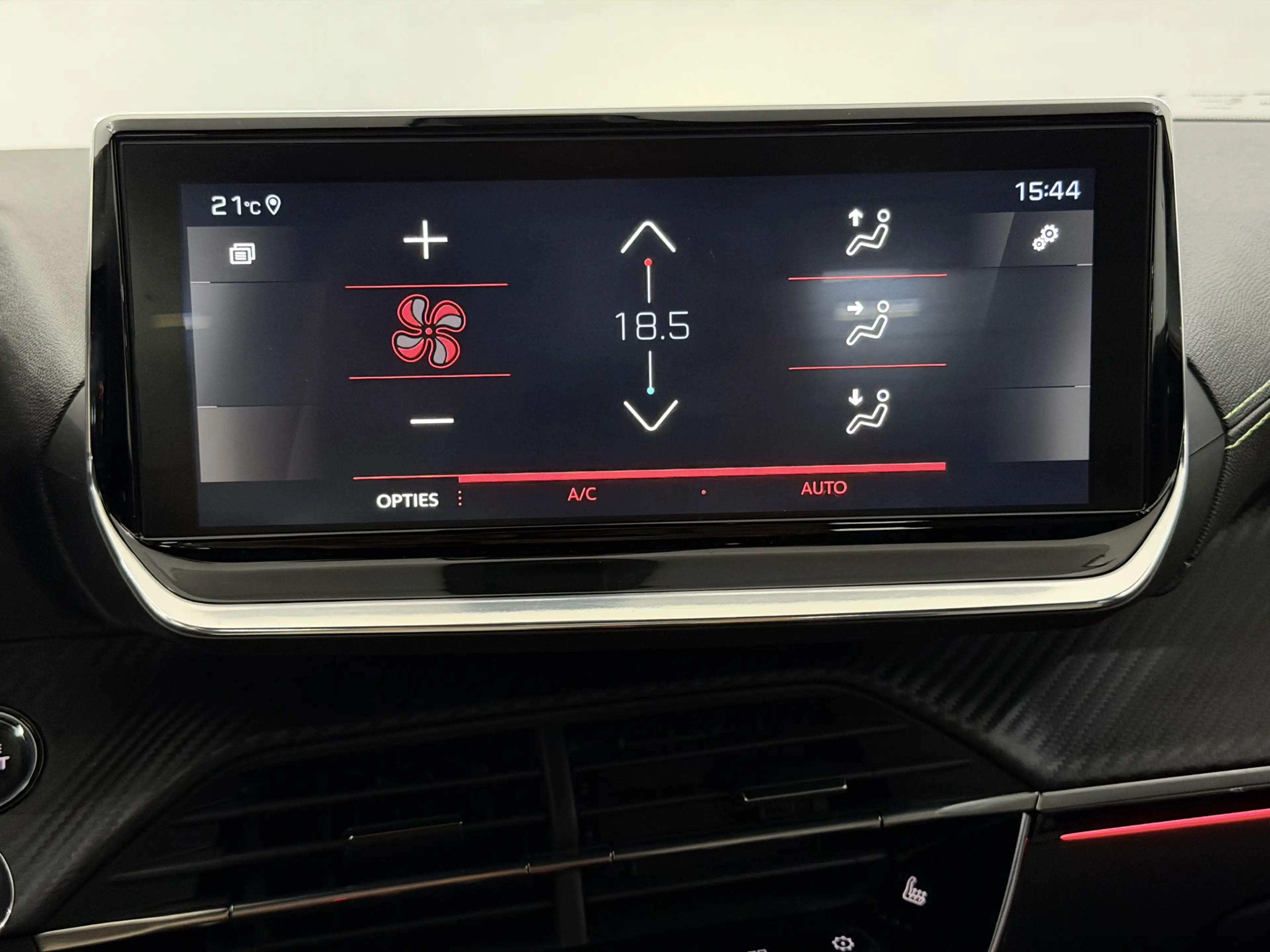Peugeot 208 1.2 PureTech GT Pack Camera, Navi, Keyless start, — photo 19