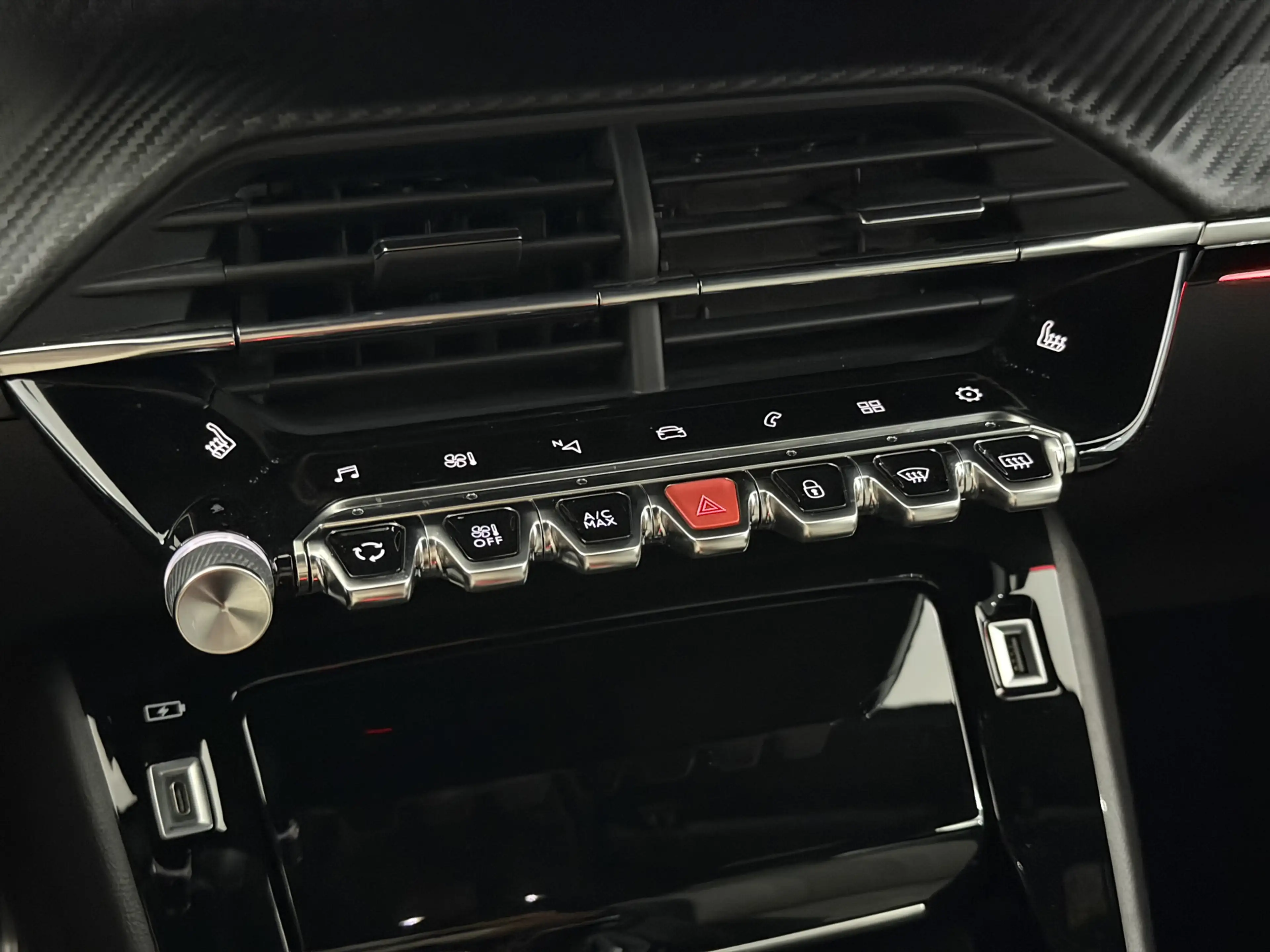Peugeot 208 1.2 PureTech GT Pack Camera, Navi, Keyless start, — photo 15