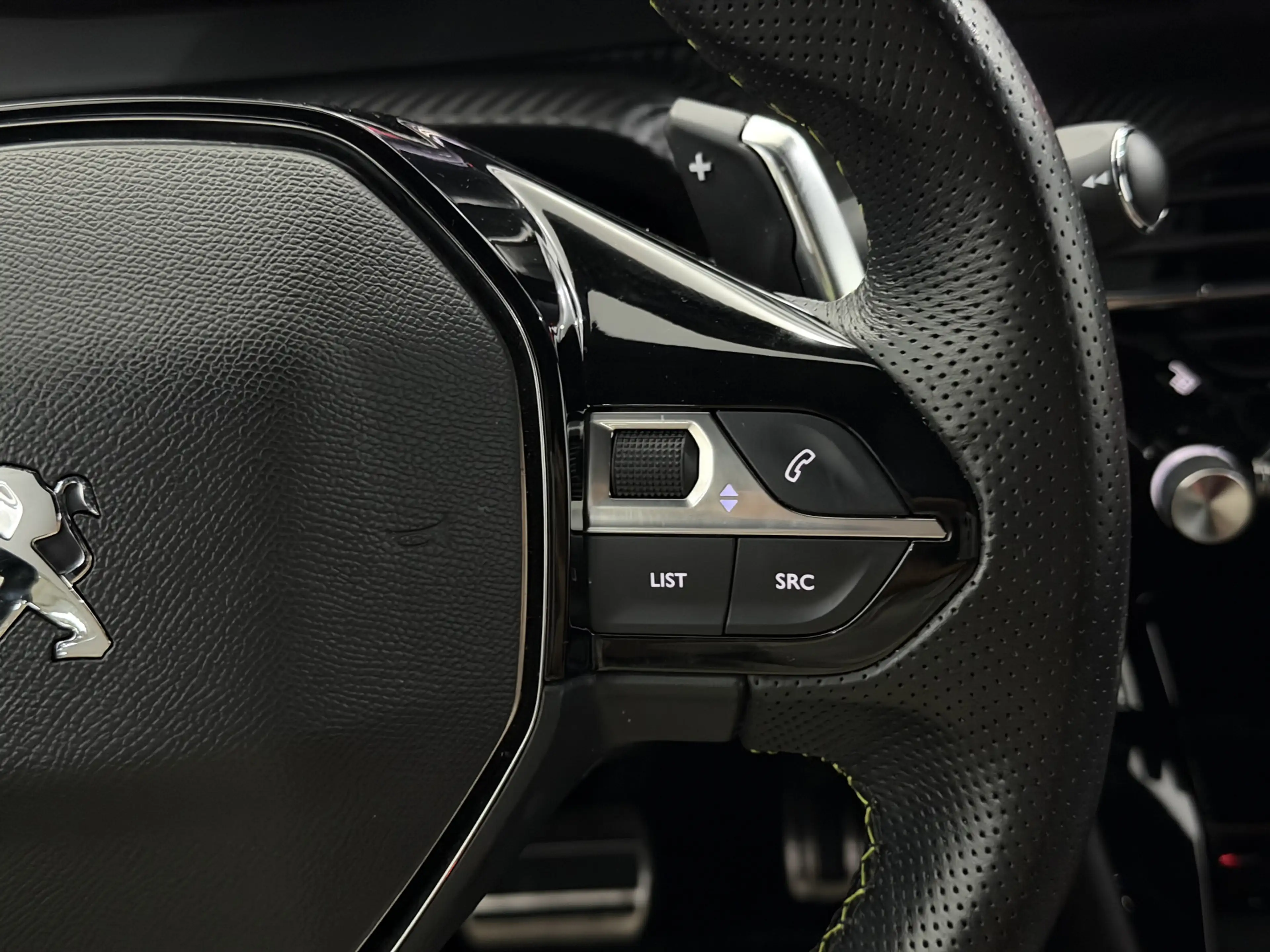 Peugeot 208 1.2 PureTech GT Pack Camera, Navi, Keyless start, — photo 25