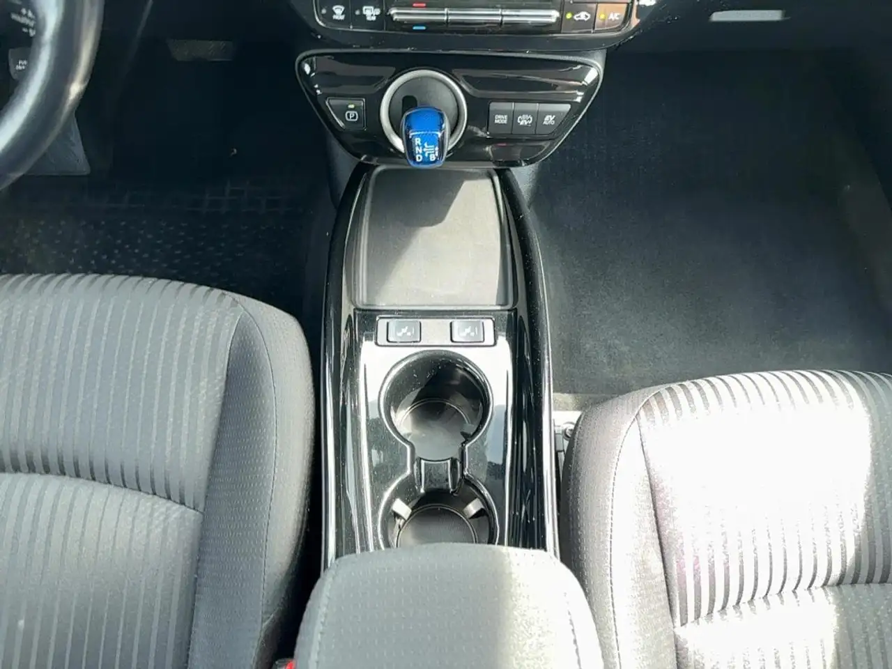 Toyota Prius Prime fotografie Toyota Prius Prime