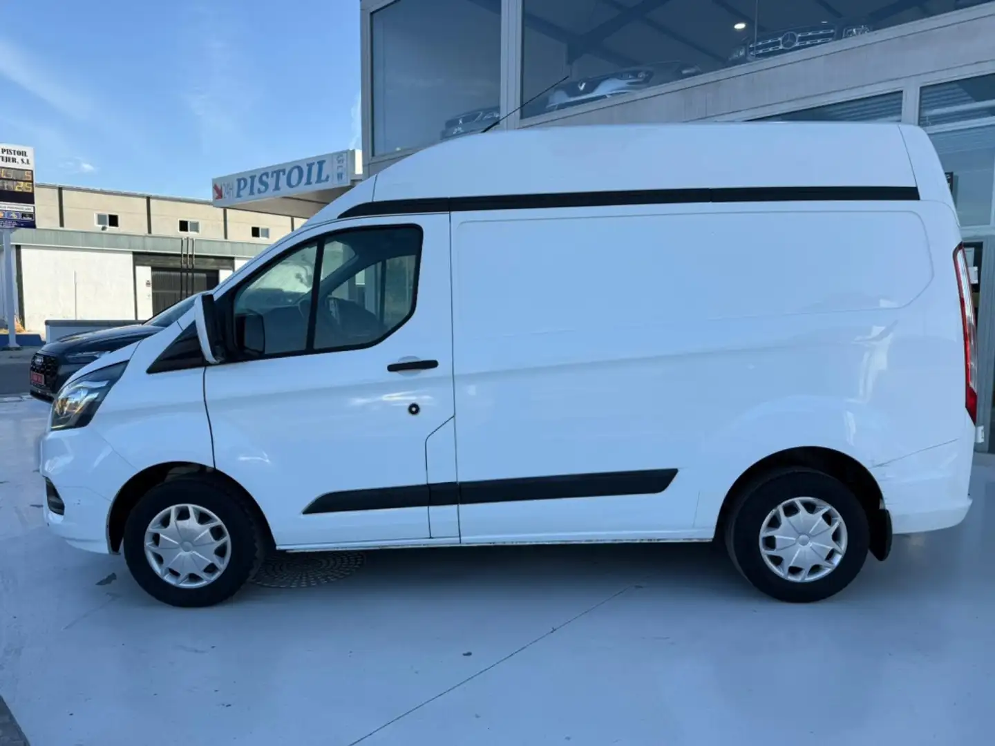 Ford Transit Custom FT 260 L1 Van Ambiente 105 Blanc - 2