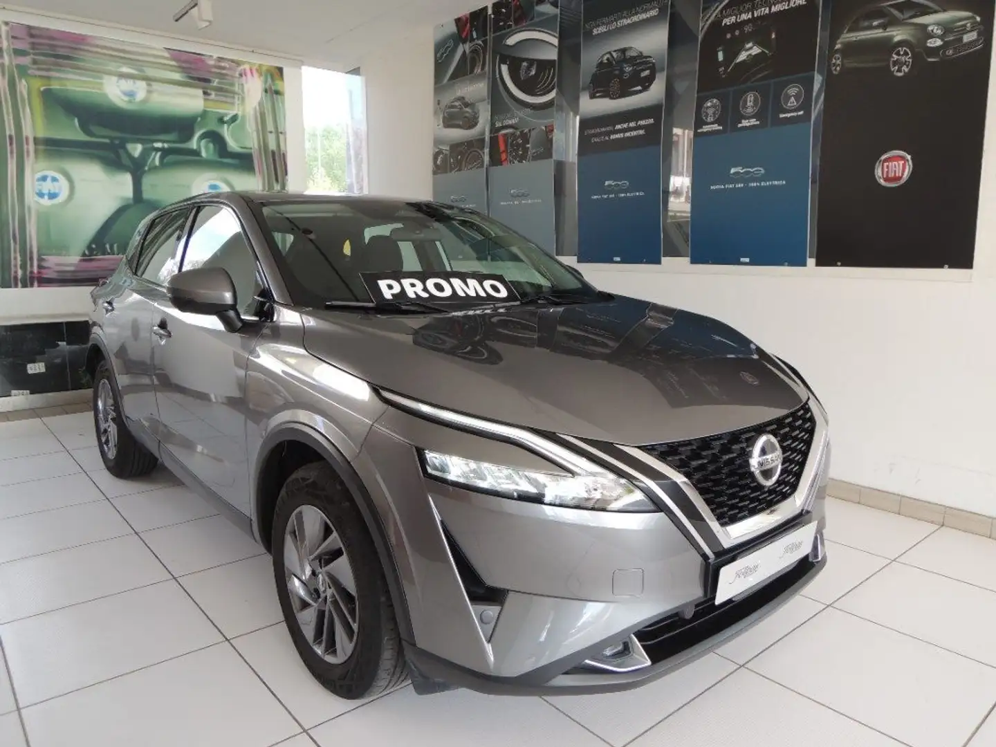 Nissan Qashqai MHEV 158 CV Xtronic Business Gris - 1