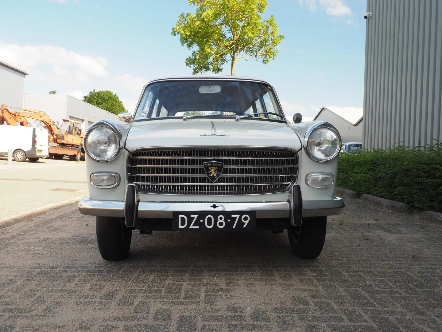 Peugeot 404 Familiale Weiß - 2