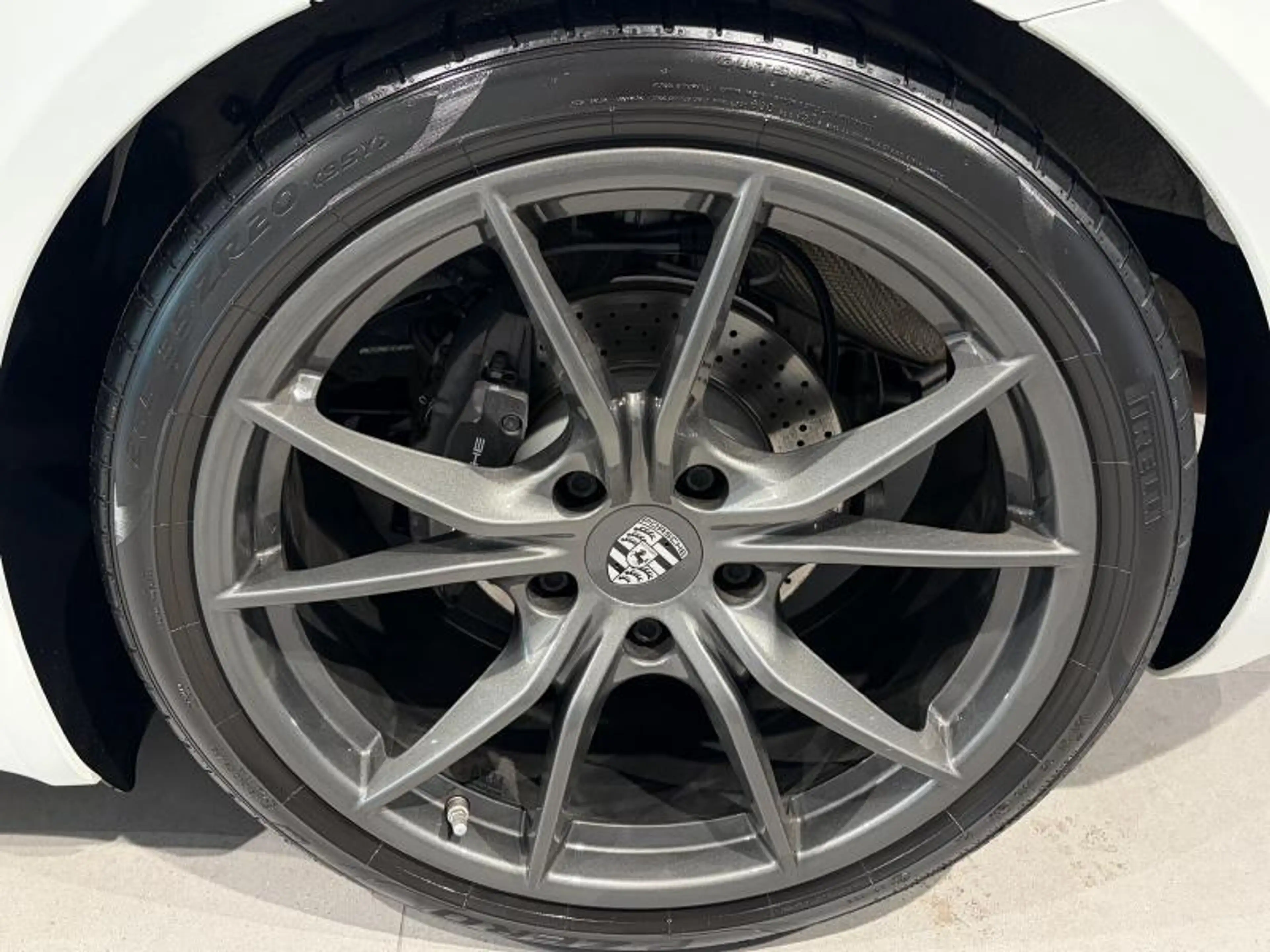 Porsche Boxster 718T — photo 5