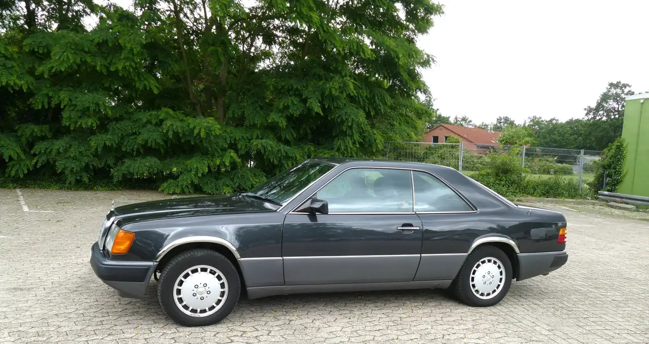 Mercedes-Benz 230 Sport Coupé 230 CE, foto 4