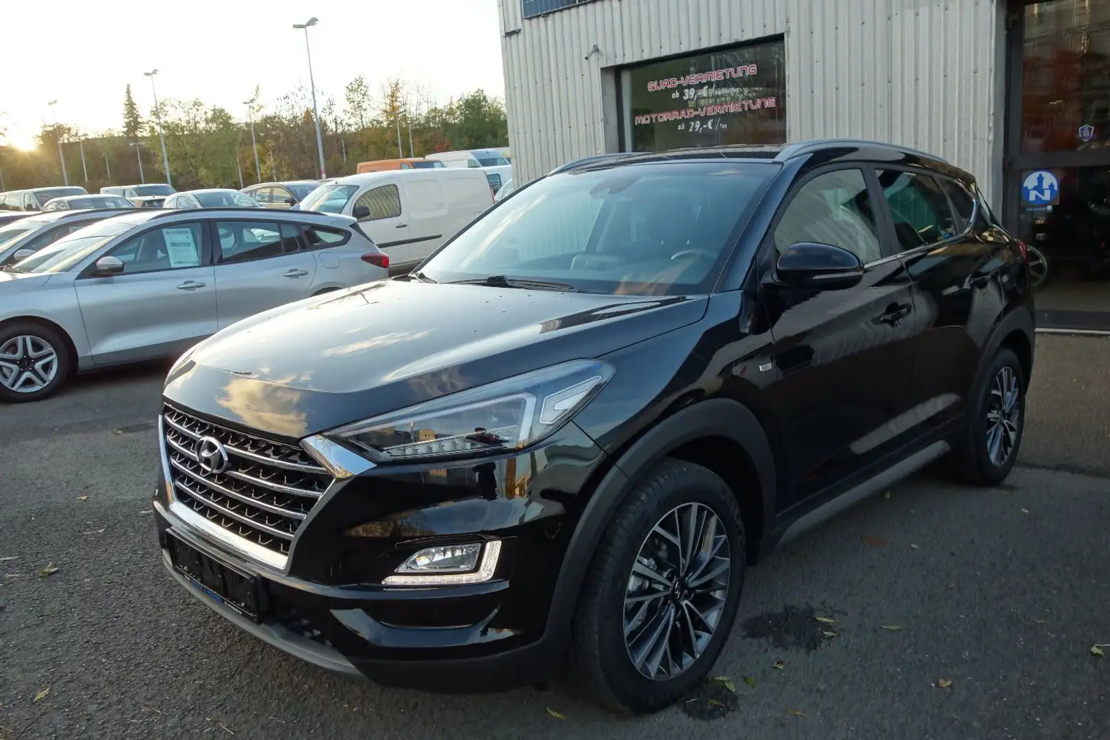 Hyundai TUCSON Style Mild-Hybrid 4WD Schwarz - 1