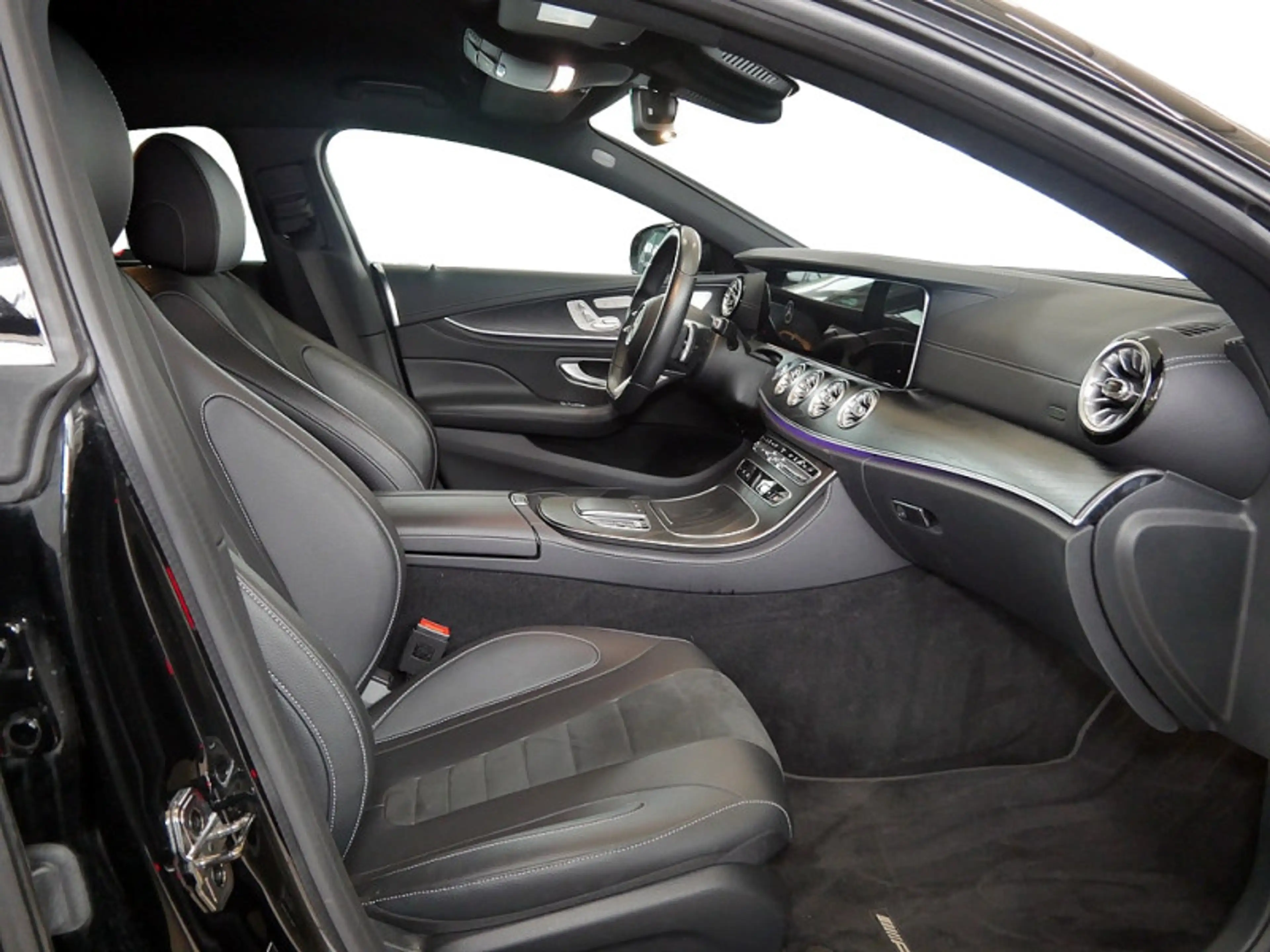 Mercedes-Benz CLS 450 4M AMG BURM NIGHT WIDE MEMO 360 KAMERA — photo 7