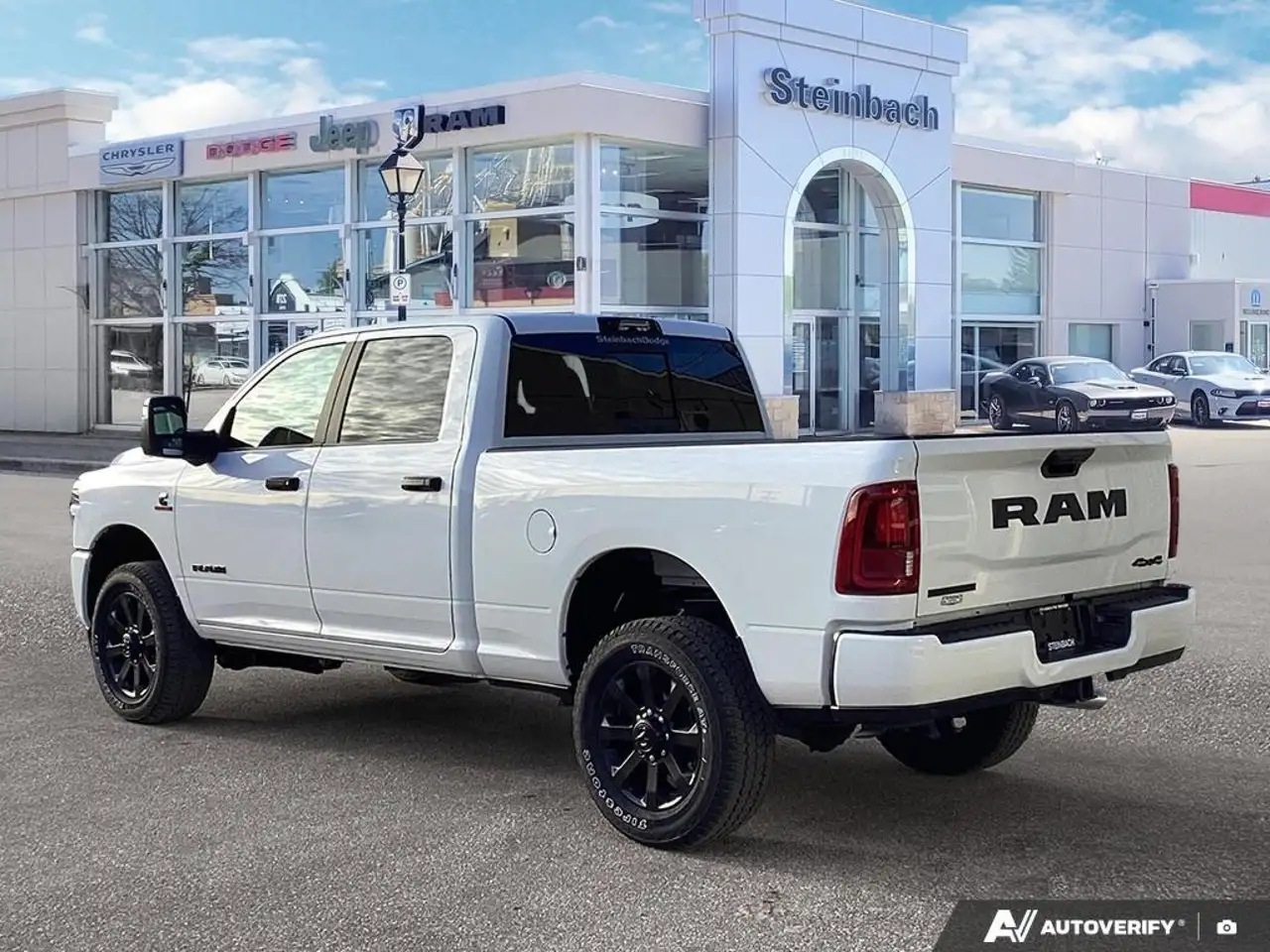 RAM 2500 снимка RAM 2500
