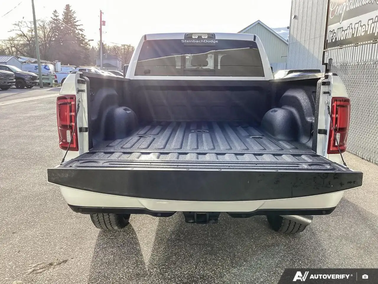 RAM 2500 снимка RAM 2500
