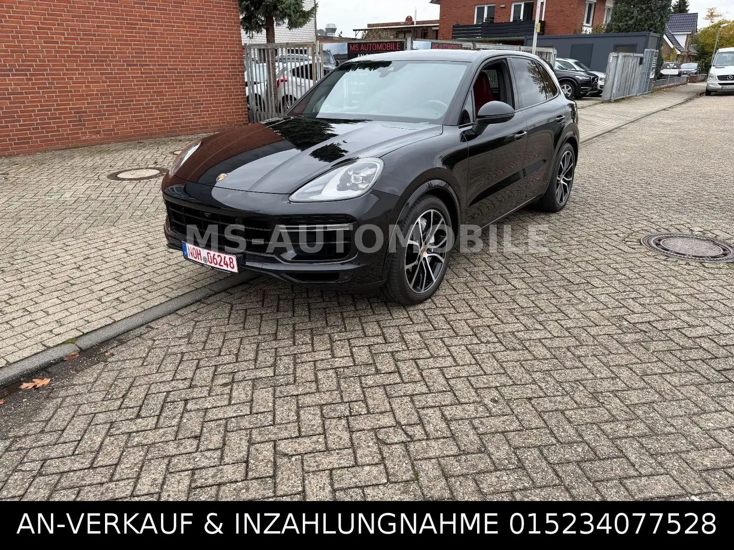 Porsche Cayenne CAYENNE * TURBO * 4.0 V8 * 549 PS * CHRONO * Schwarz - 1
