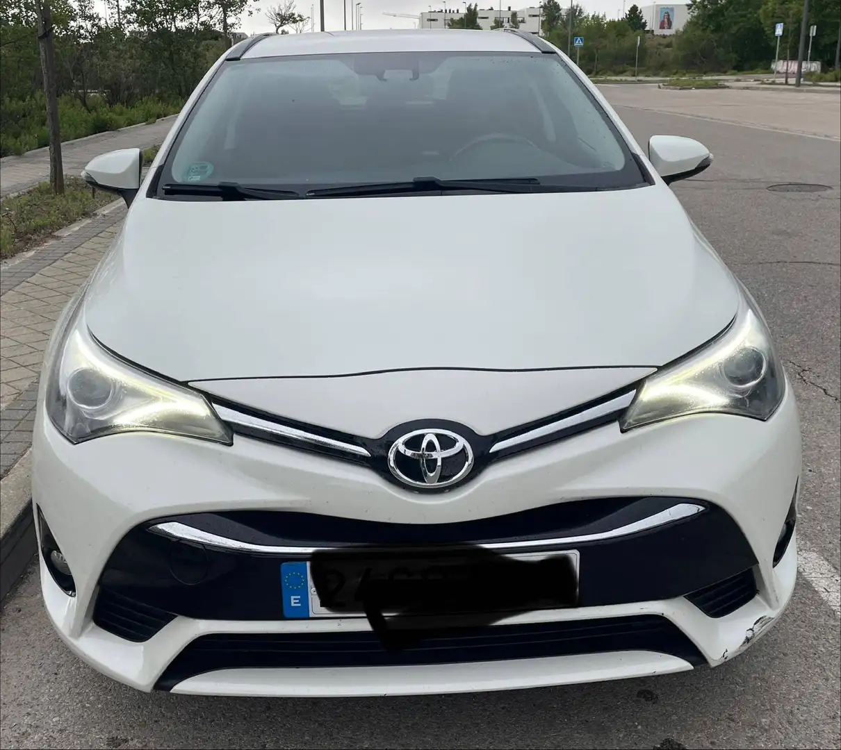 Toyota Avensis Avensis TS 150D Advance Advance Blanco - 2